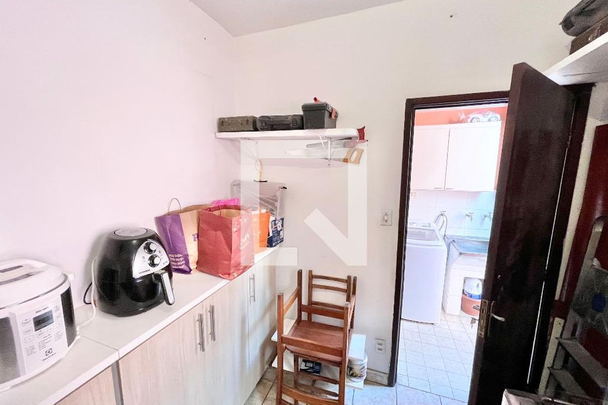Casa, 4 quartos, 185 m² - Foto 56