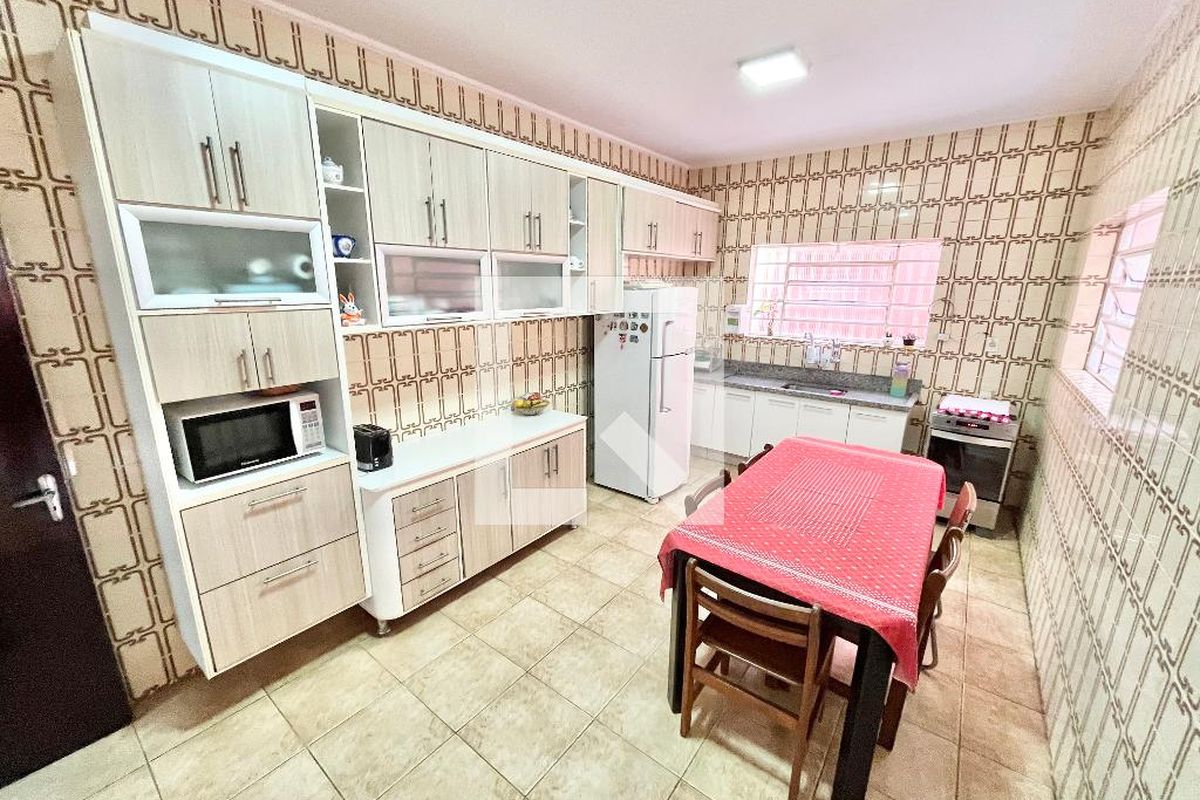 Casa, 4 quartos, 185 m² - Foto 38