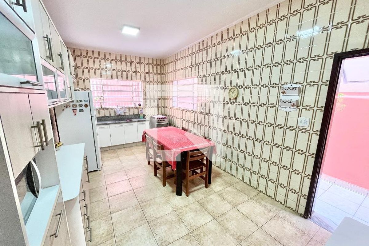 Casa, 4 quartos, 185 m² - Foto 37