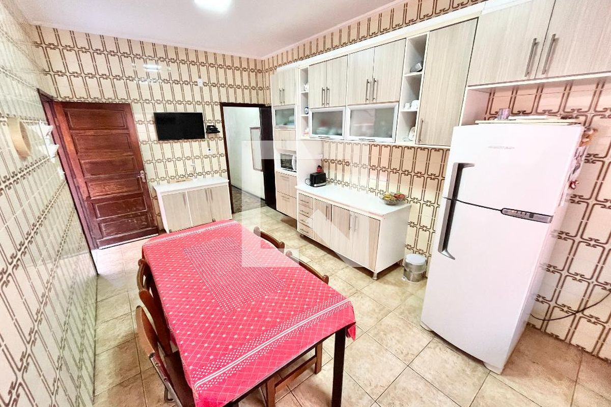 Casa, 4 quartos, 185 m² - Foto 39