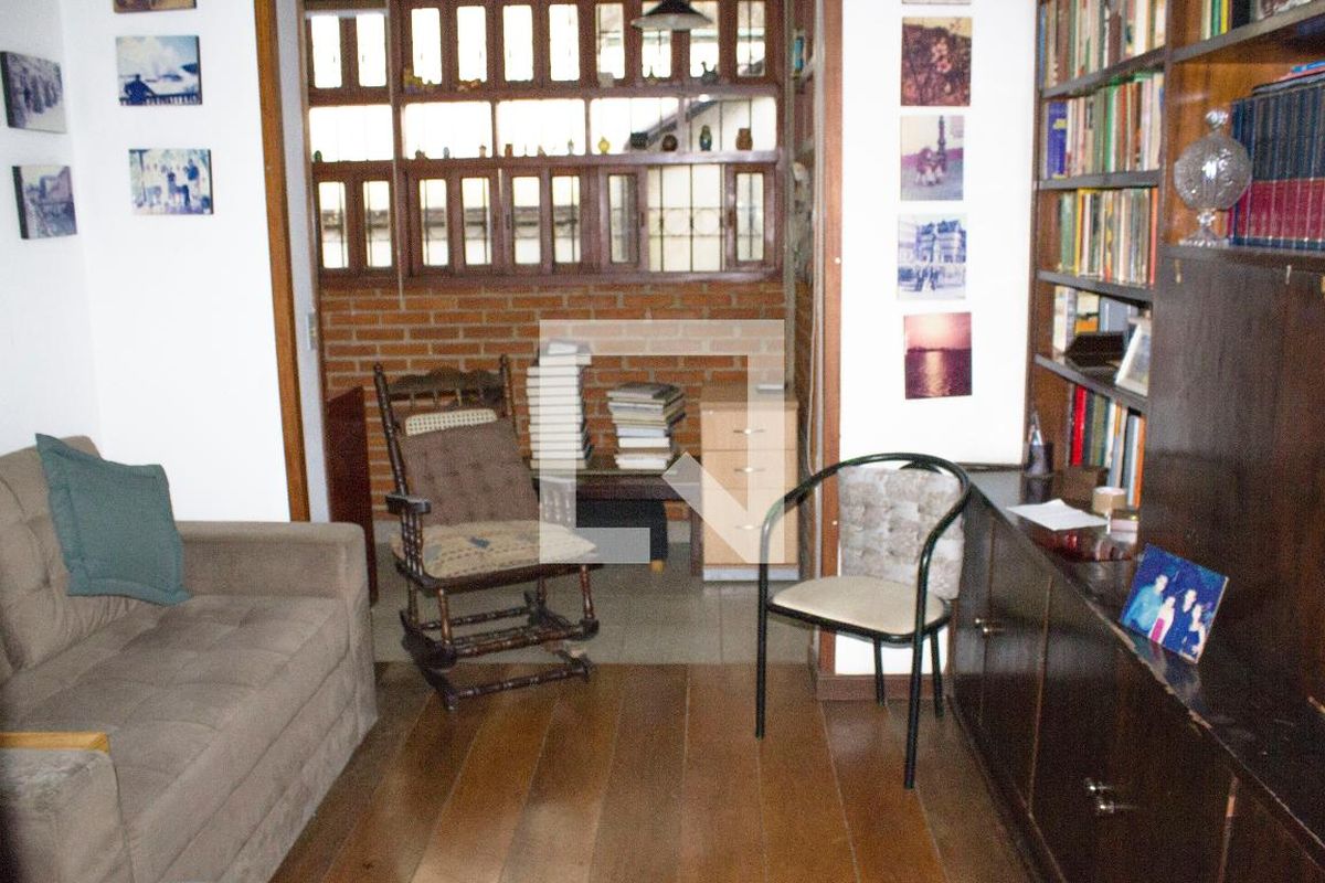 Casa, 6 quartos, 158 m² - Foto 8