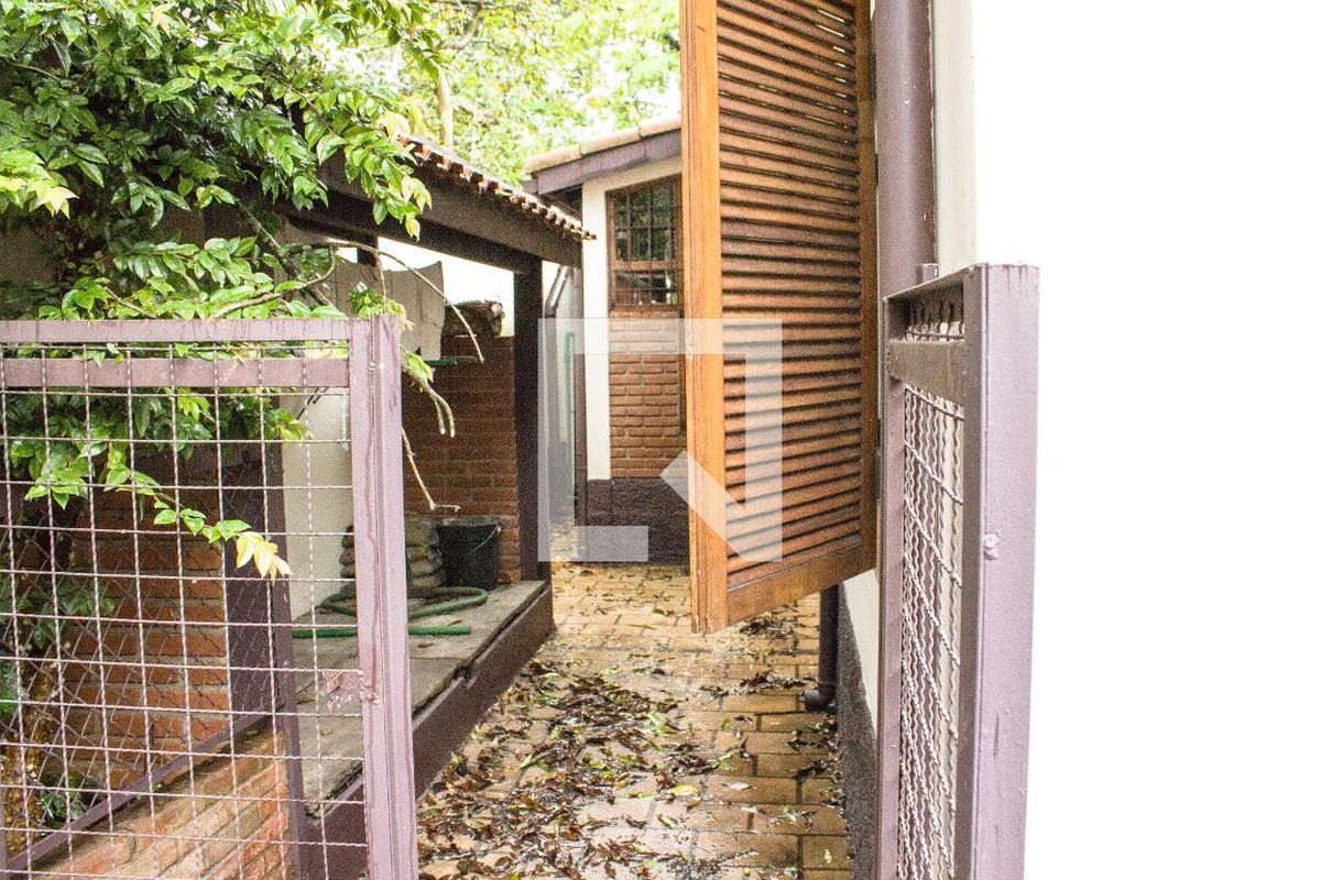 Casa, 6 quartos, 158 m² - Foto 44