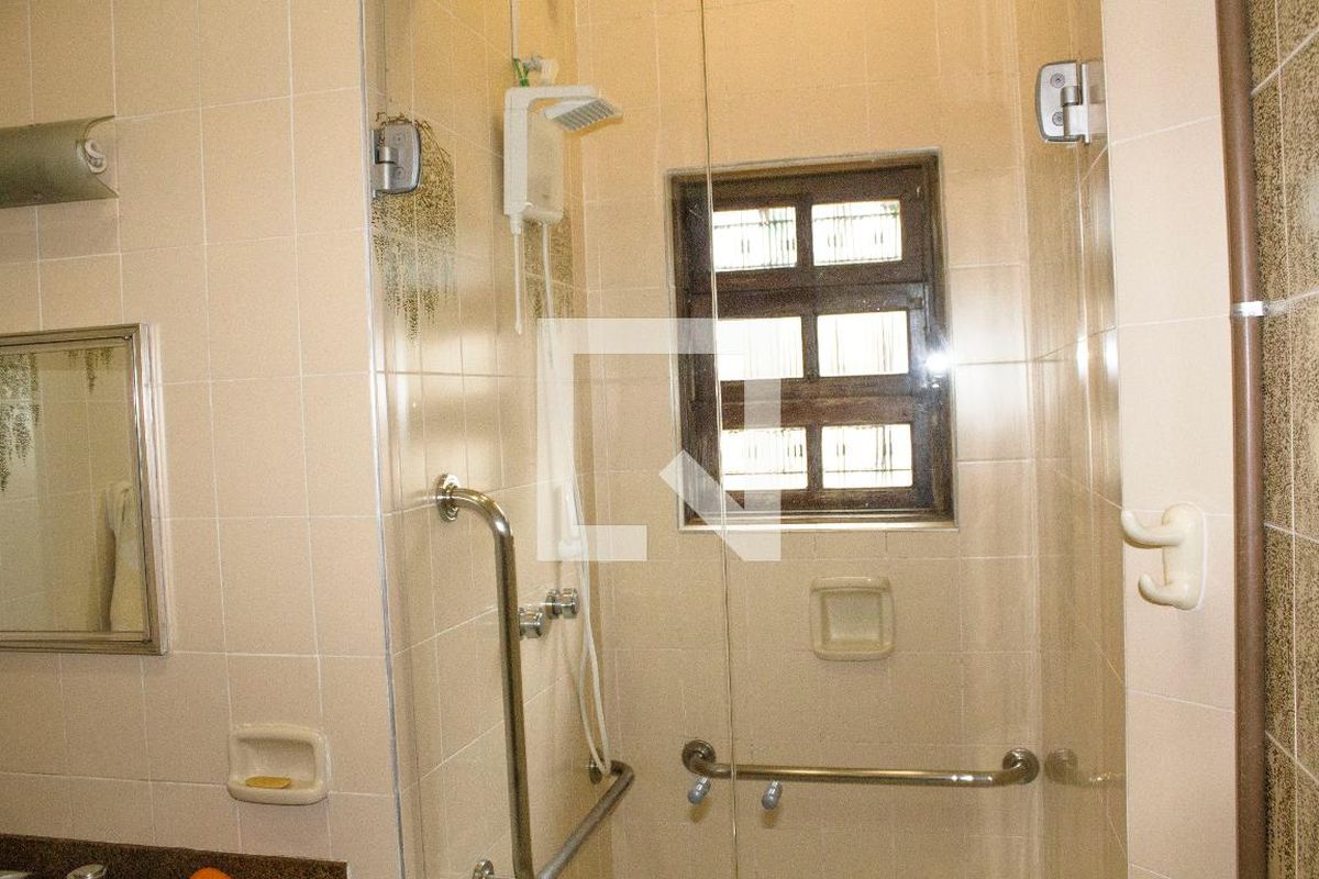 Casa, 6 quartos, 158 m² - Foto 17