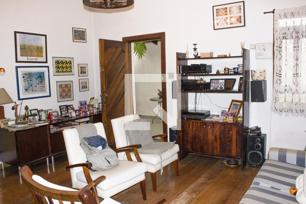 Casa, 6 quartos, 158 m² - Foto 3