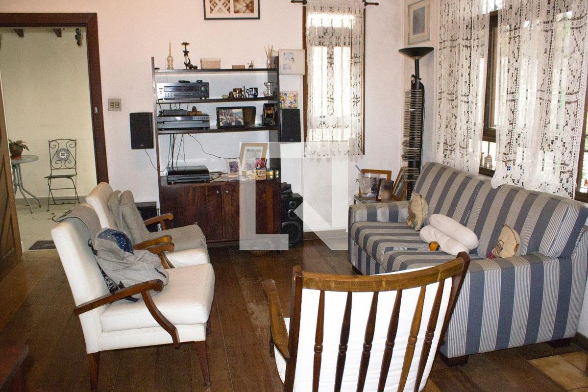 Casa, 6 quartos, 158 m² - Foto 2