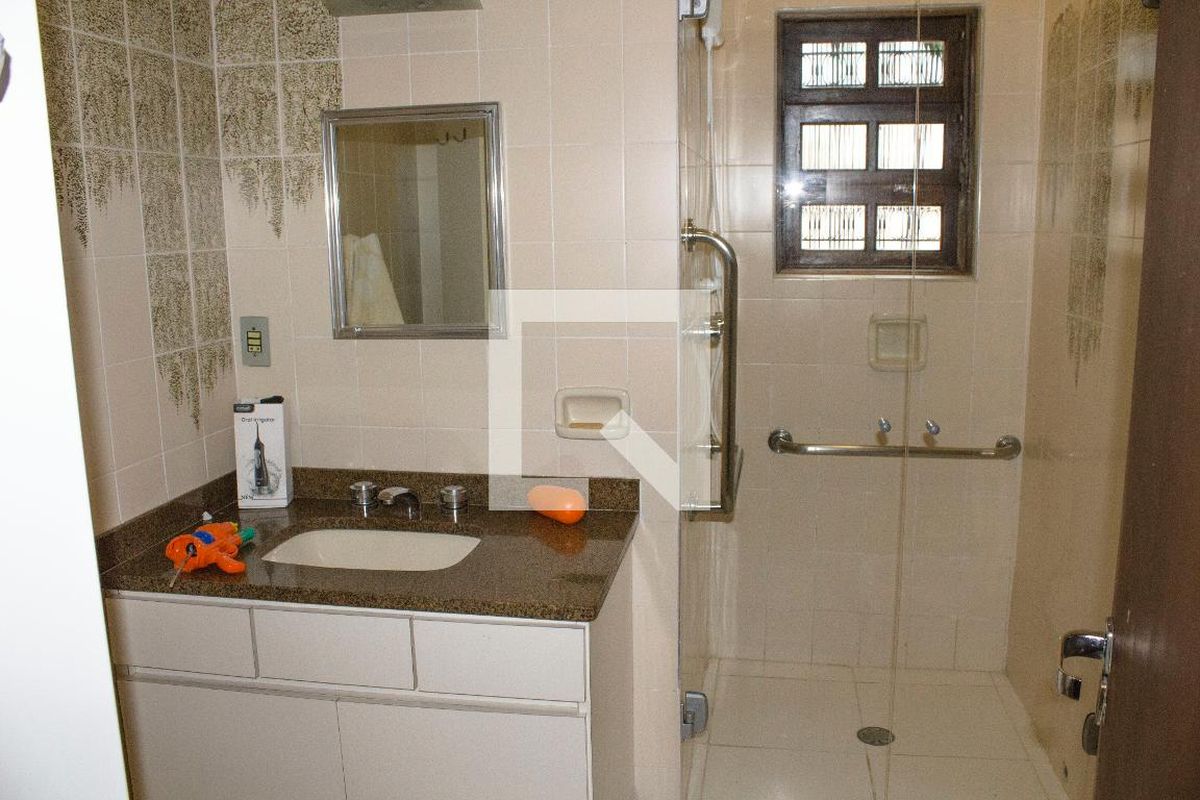 Casa, 6 quartos, 158 m² - Foto 19