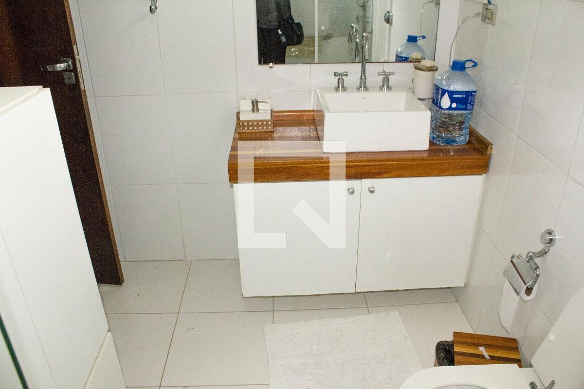 Casa, 6 quartos, 158 m² - Foto 33