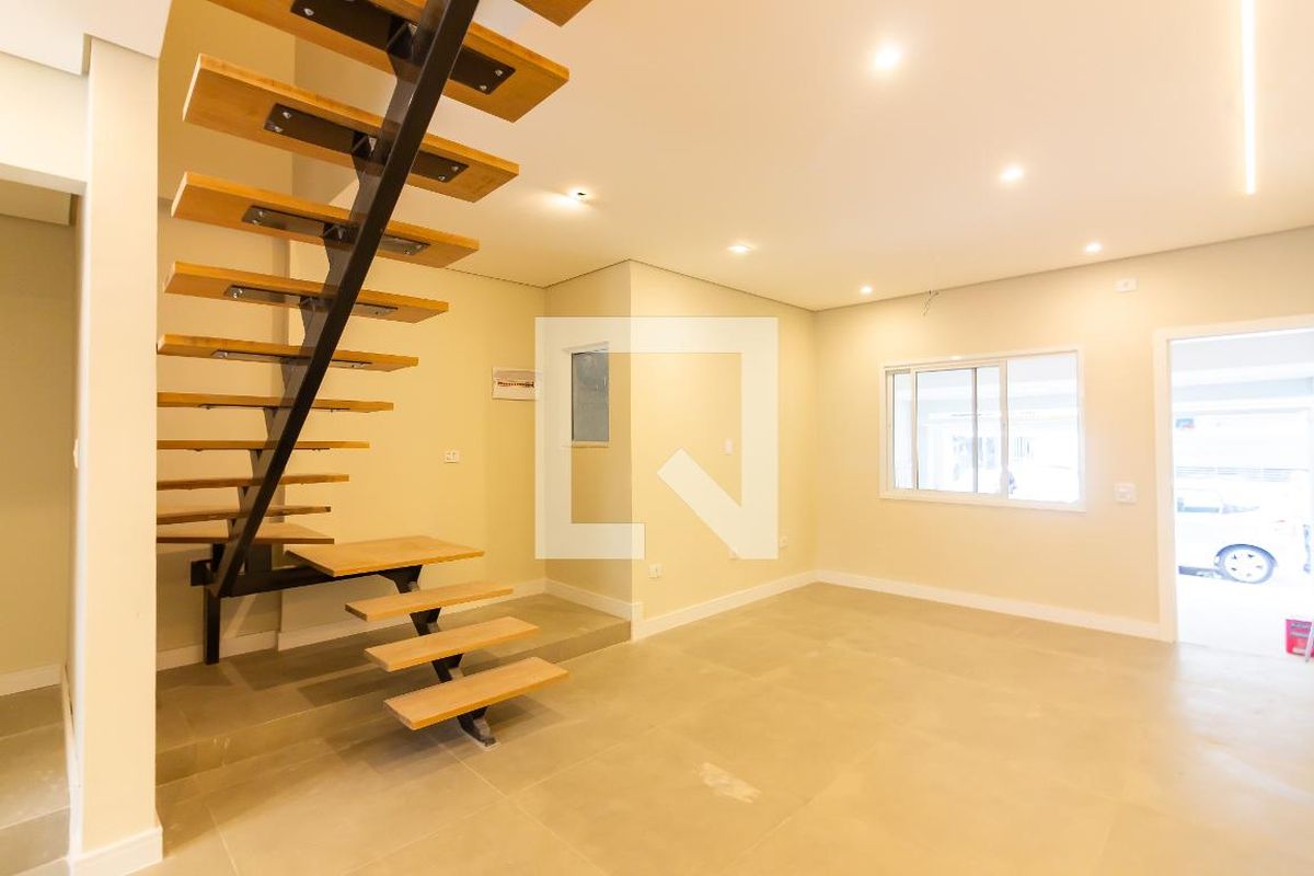 Casa, 5 quartos, 235 m² - Foto 4