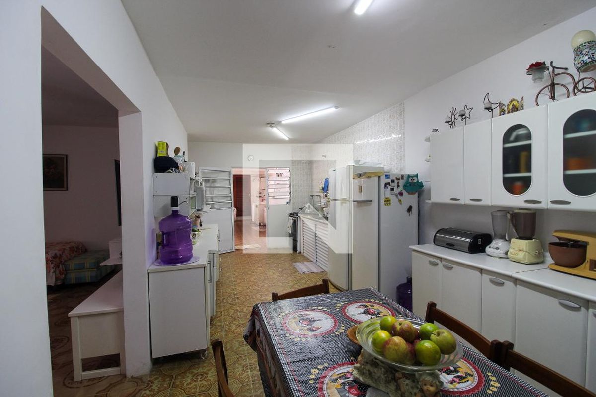 Casa, 2 quartos, 225 m² - Foto 16