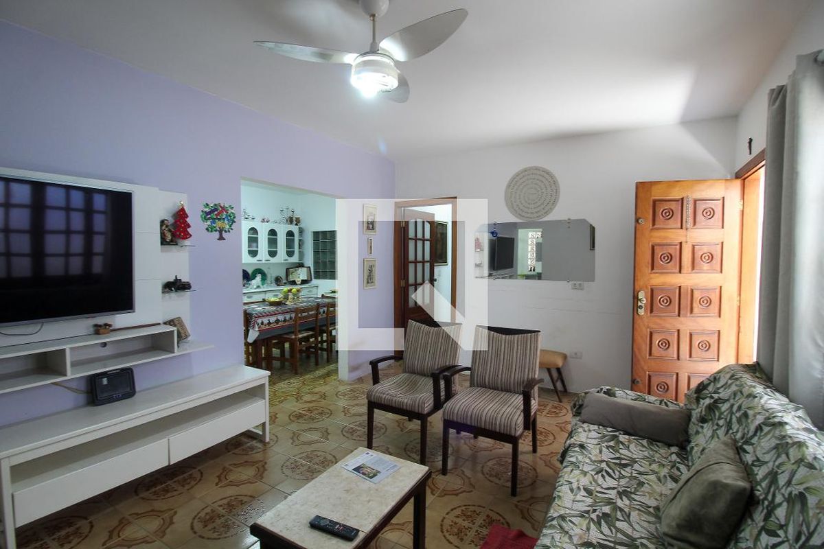 Casa, 2 quartos, 225 m² - Foto 2