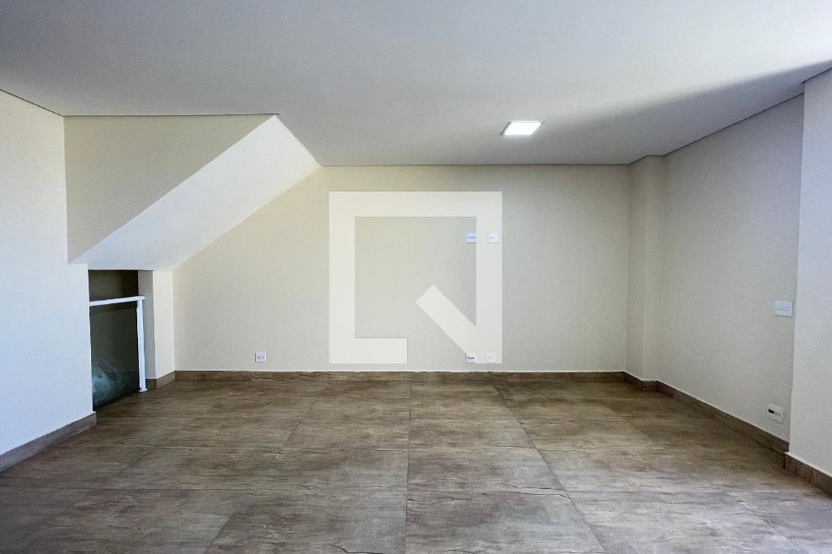 Casa, 3 quartos, 277 m² - Foto 3