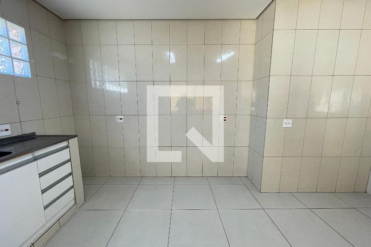 Casa, 3 quartos, 277 m² - Foto 61