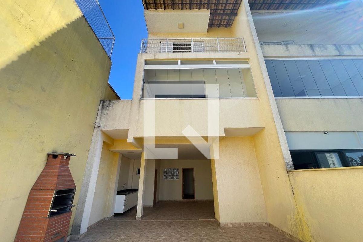 Casa, 3 quartos, 277 m² - Foto 69