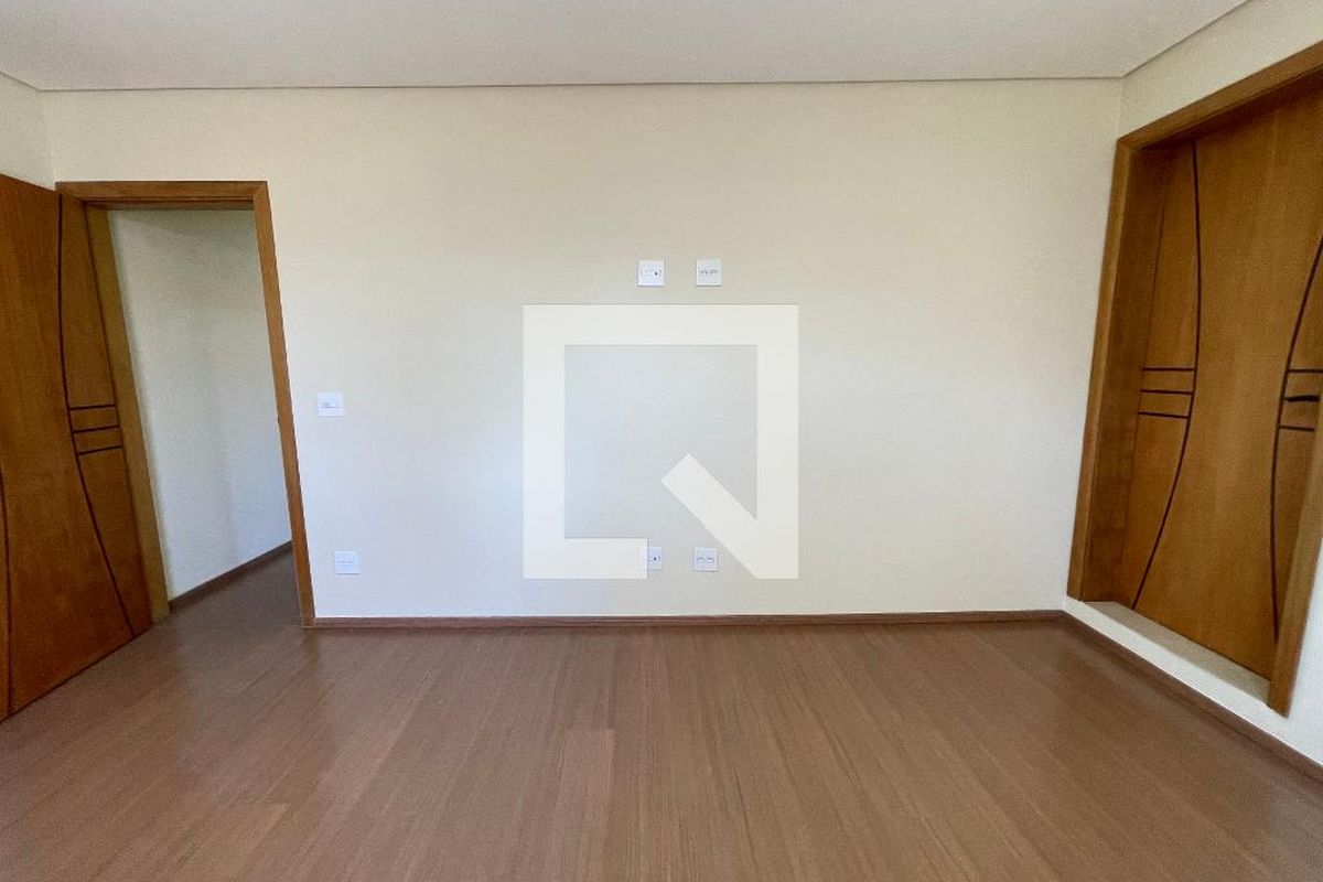 Casa, 3 quartos, 277 m² - Foto 26