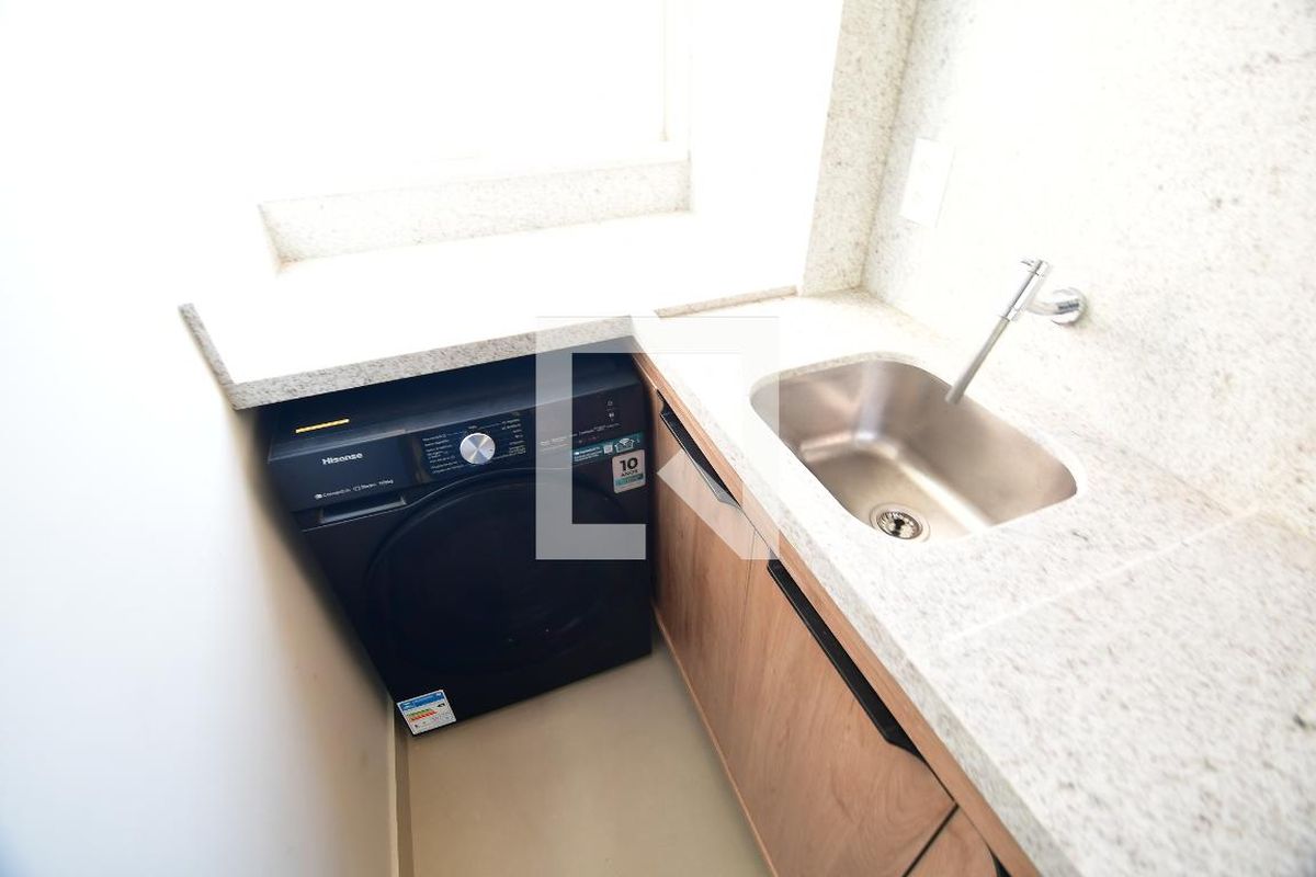 Apartamento à Venda - Centro, 1 Quarto,  44 m2 em , Campinas - sp | SoloBR
