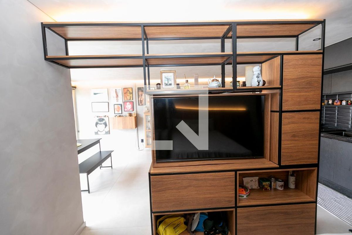 Apartamento à Venda - Bosque, 1 Quarto,  50 m2 em , Campinas - sp | SoloBR