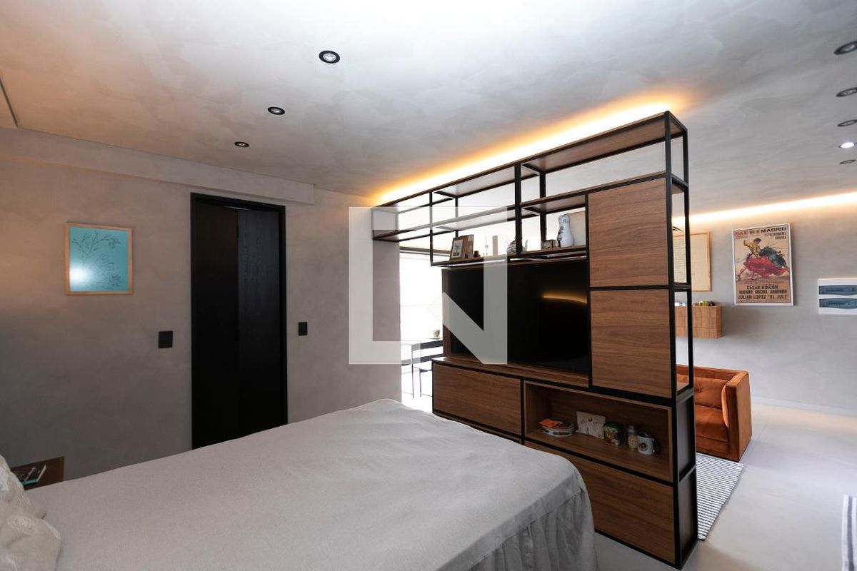 Apartamento à Venda - Bosque, 1 Quarto,  50 m2 em , Campinas - sp | SoloBR