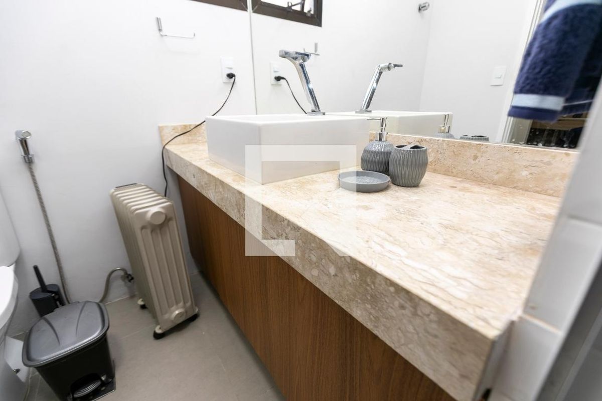 Apartamento à Venda - Cambuí, 1 Quarto,  60 m2 em , Campinas - sp | SoloBR