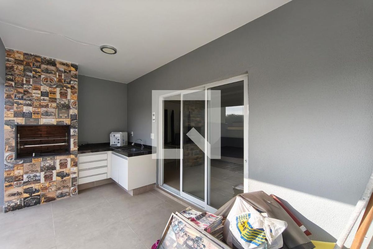 Casa à Venda - Swiss Park, 5 Quartos,  299 m2 em , Campinas - sp | SoloBR