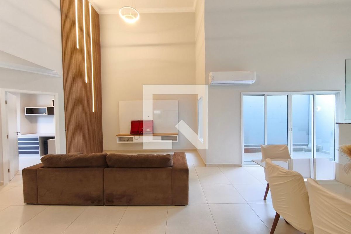 Casa à Venda - Swiss Park, 5 Quartos,  299 m2 em , Campinas - sp | SoloBR