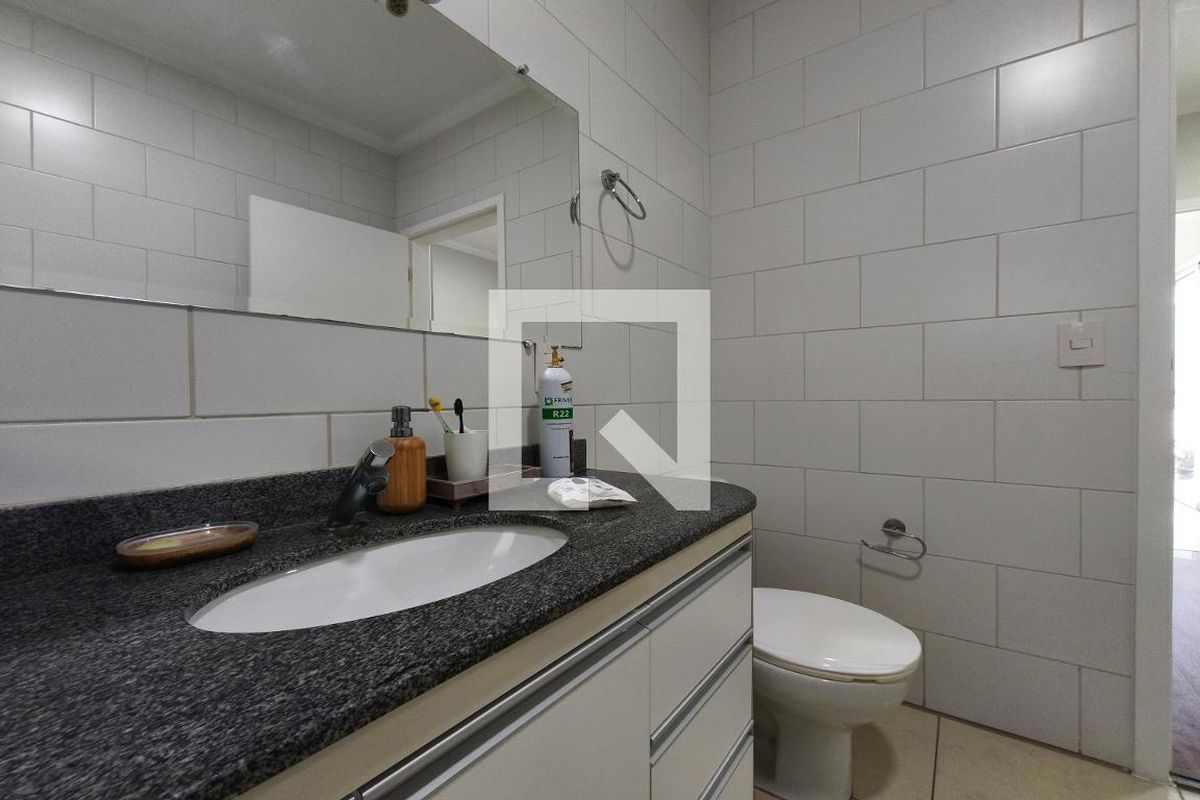 Casa à Venda - Swiss Park, 5 Quartos,  299 m2 em , Campinas - sp | SoloBR