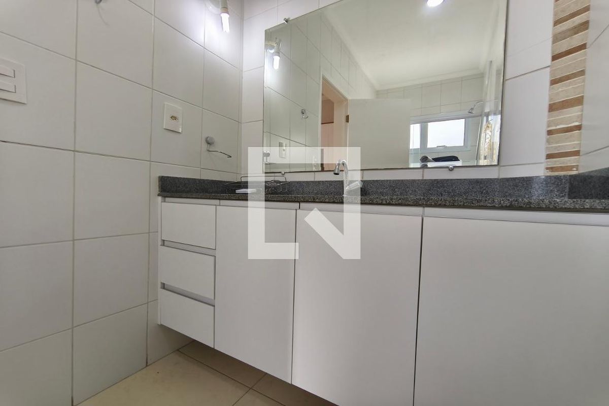 Casa à Venda - Swiss Park, 5 Quartos,  299 m2 em , Campinas - sp | SoloBR