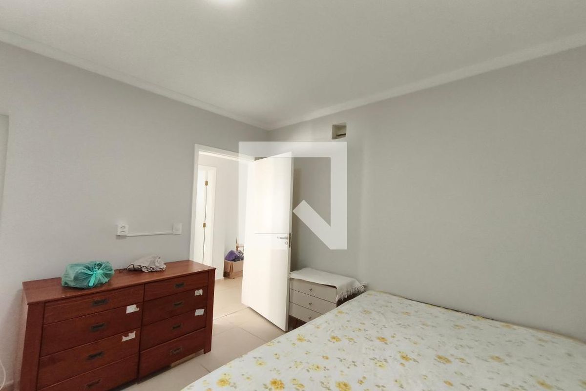 Casa à Venda - Swiss Park, 5 Quartos,  299 m2 em , Campinas - sp | SoloBR