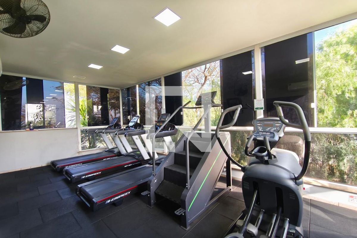 Casa à Venda - Swiss Park, 5 Quartos,  299 m2 em , Campinas - sp | SoloBR