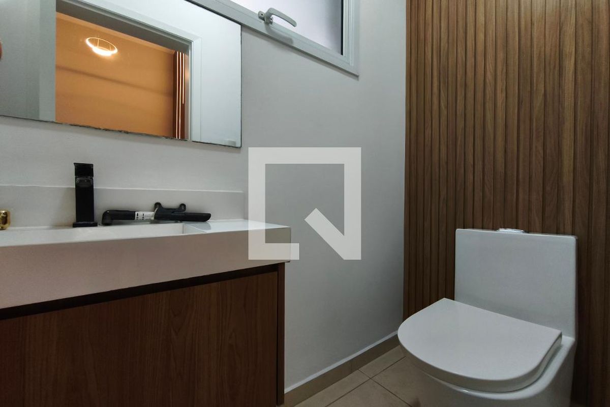 Casa à Venda - Swiss Park, 5 Quartos,  299 m2 em , Campinas - sp | SoloBR