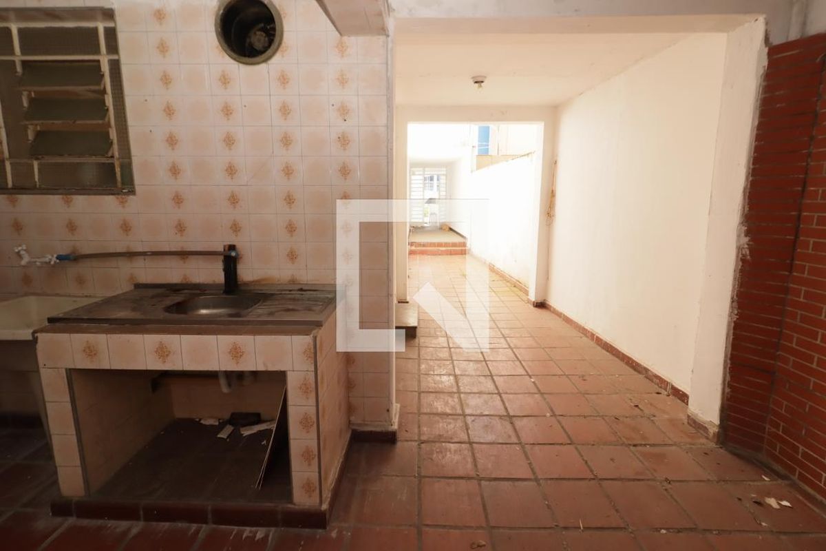 Casa, 3 quartos, 182 m² - Foto 32