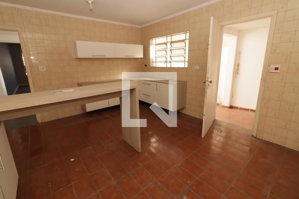 Casa, 3 quartos, 182 m² - Foto 7