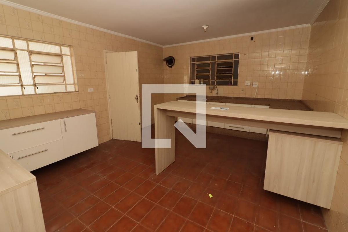 Casa, 3 quartos, 182 m² - Foto 5