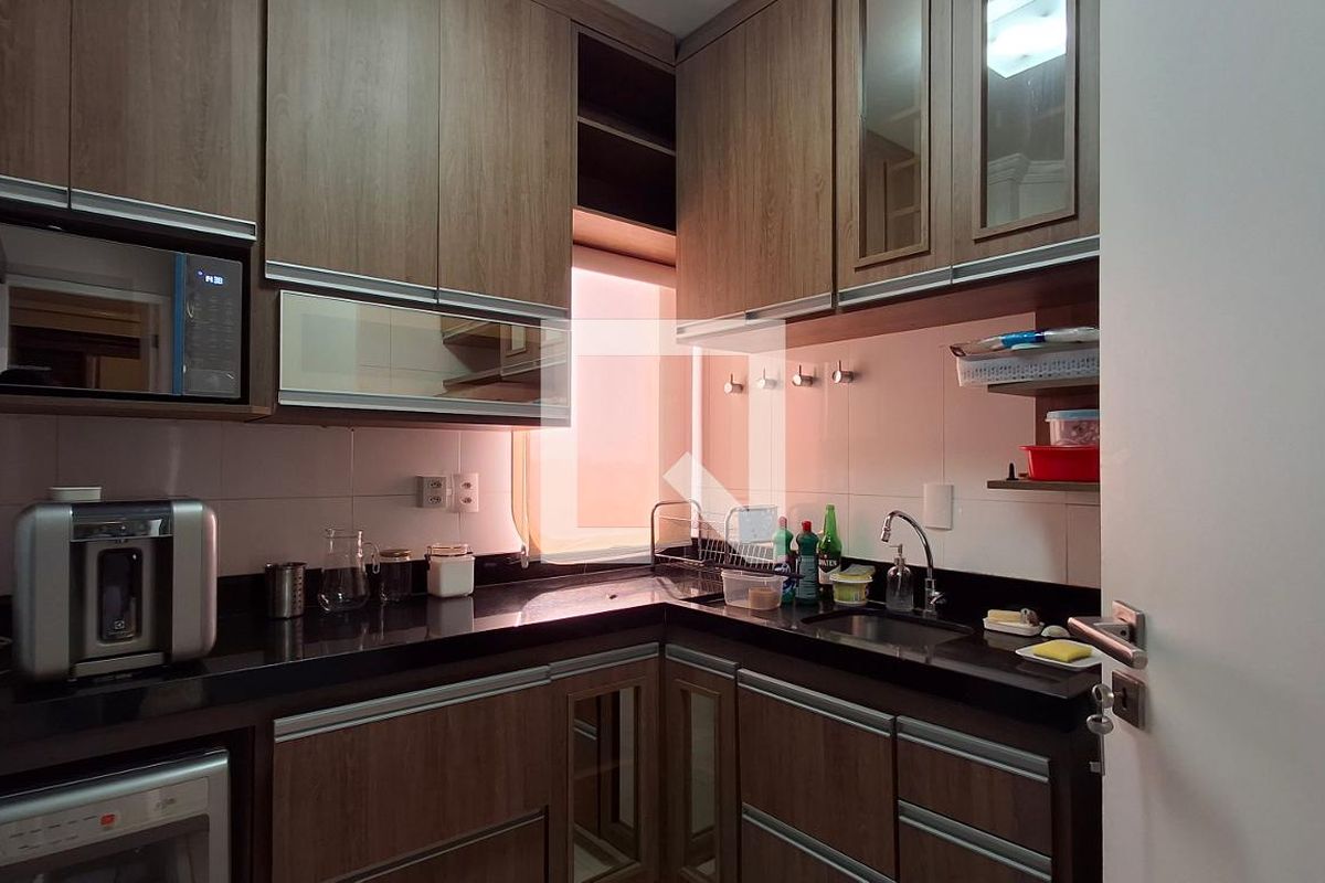 Apartamento à Venda - Cambuí, 1 Quarto,  79 m2 em , Campinas - sp | SoloBR