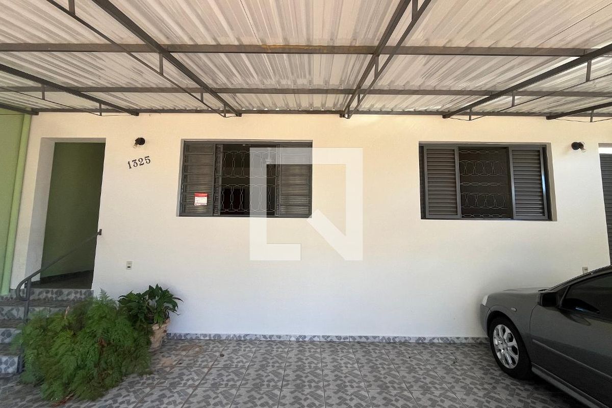 Casa à Venda - Guanabara, 3 Quartos,  260 m2 em , Campinas - sp | SoloBR