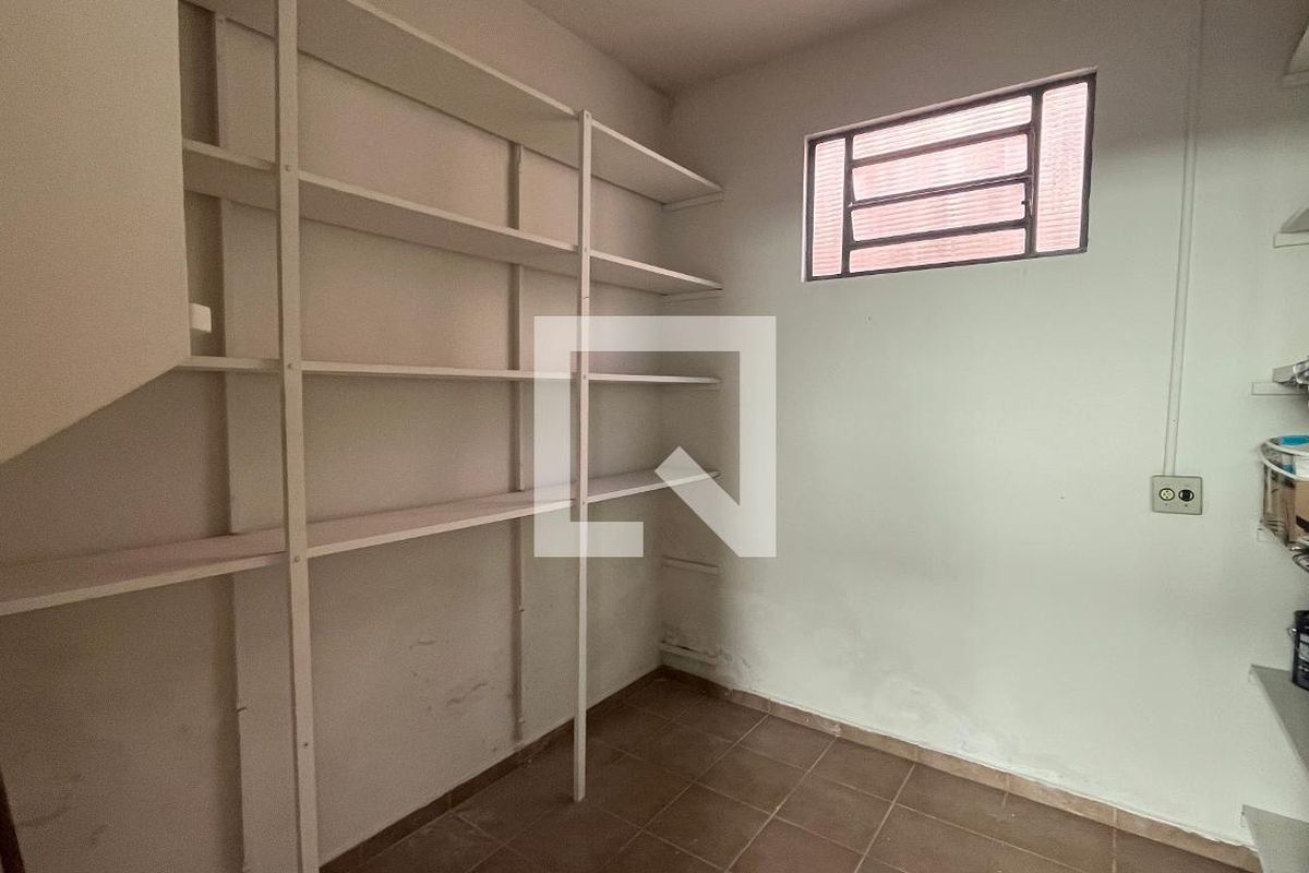 Casa à Venda - Guanabara, 3 Quartos,  260 m2 em , Campinas - sp | SoloBR