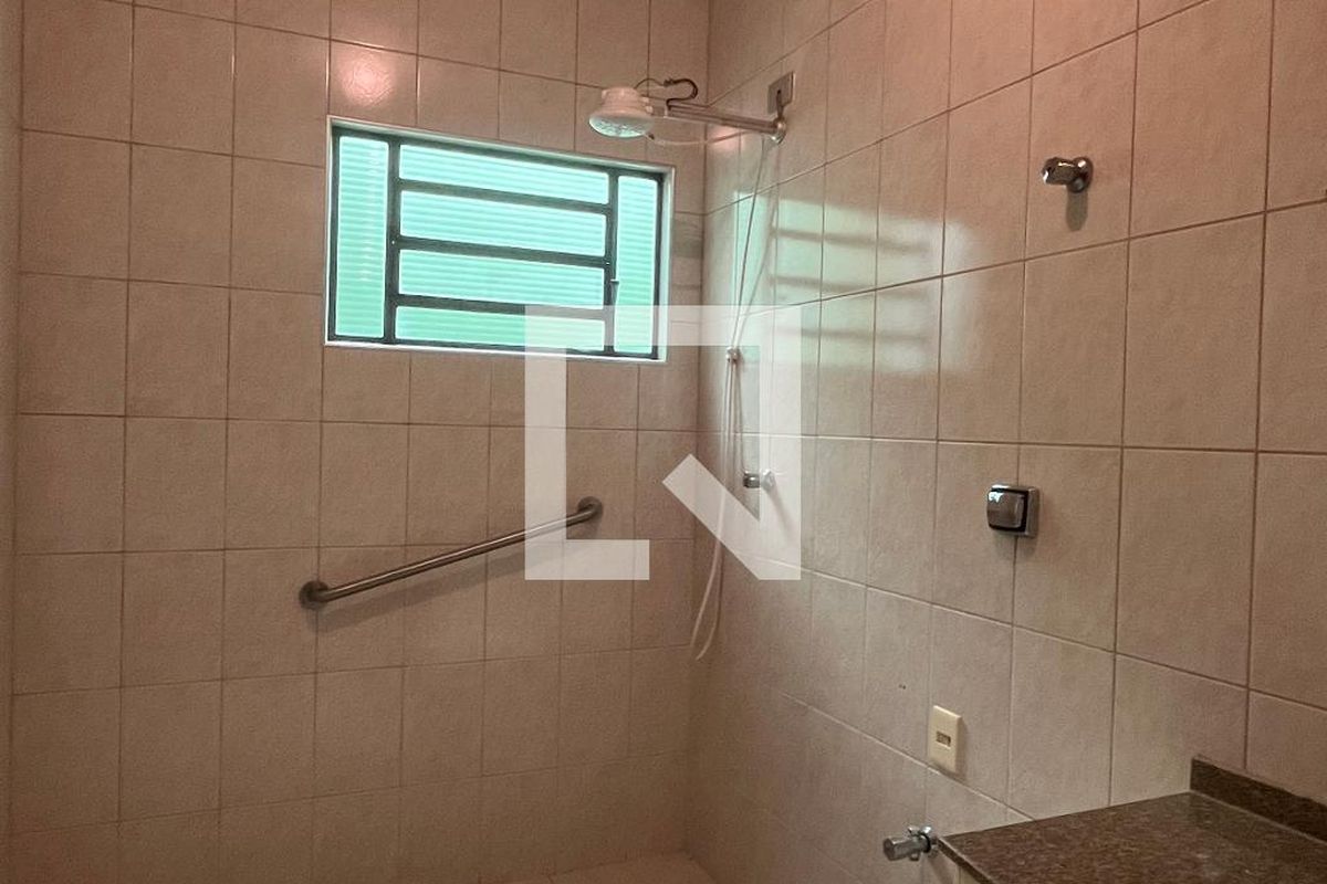 Casa à Venda - Guanabara, 3 Quartos,  260 m2 em , Campinas - sp | SoloBR