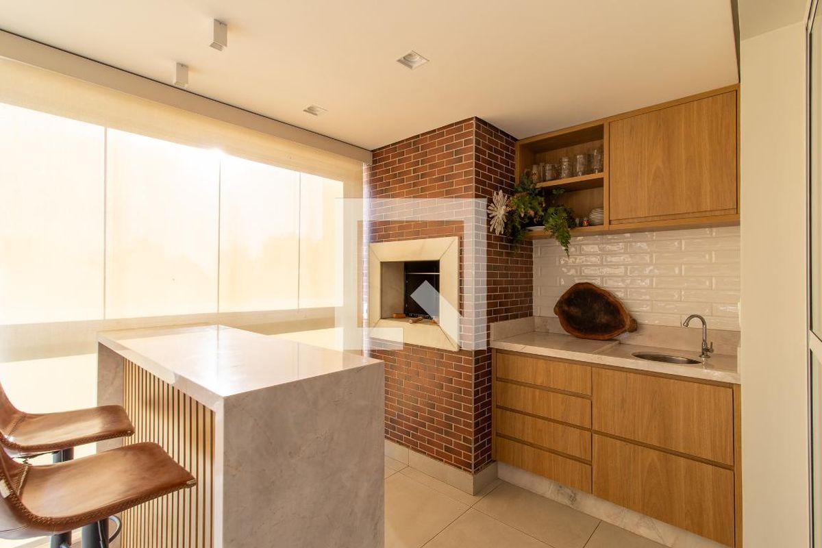 Apartamento à Venda - Lot. Alphaville Campinas, 3 Quartos,  140 m2 em , Campinas - sp | SoloBR