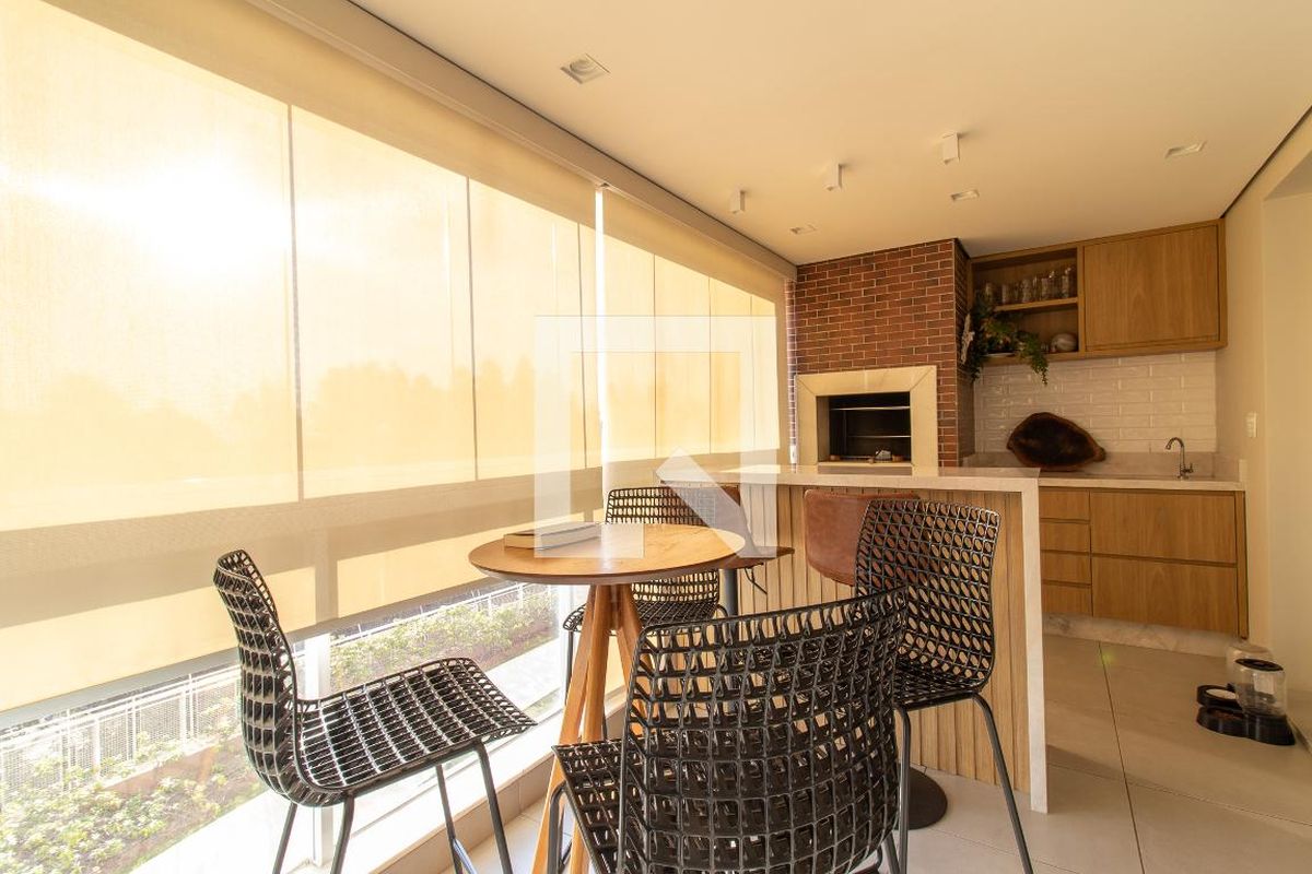 Apartamento à Venda - Lot. Alphaville Campinas, 3 Quartos,  140 m2 em , Campinas - sp | SoloBR