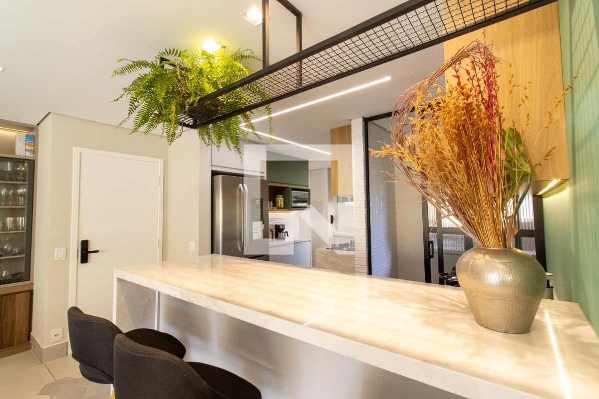 Apartamento à Venda - Lot. Alphaville Campinas, 3 Quartos,  140 m2 em , Campinas - sp | SoloBR
