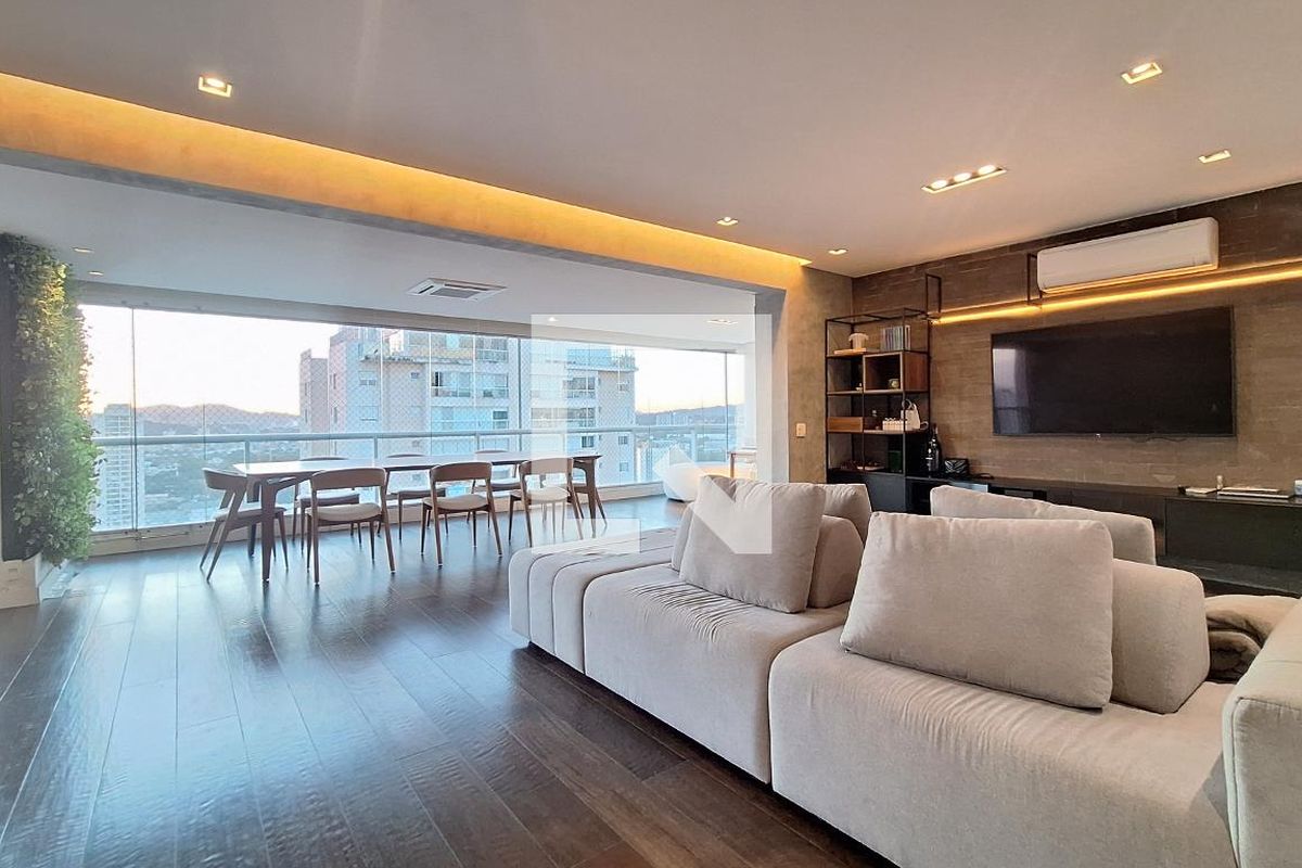 Apartamento, 3 quartos, 187 m² - Foto 1