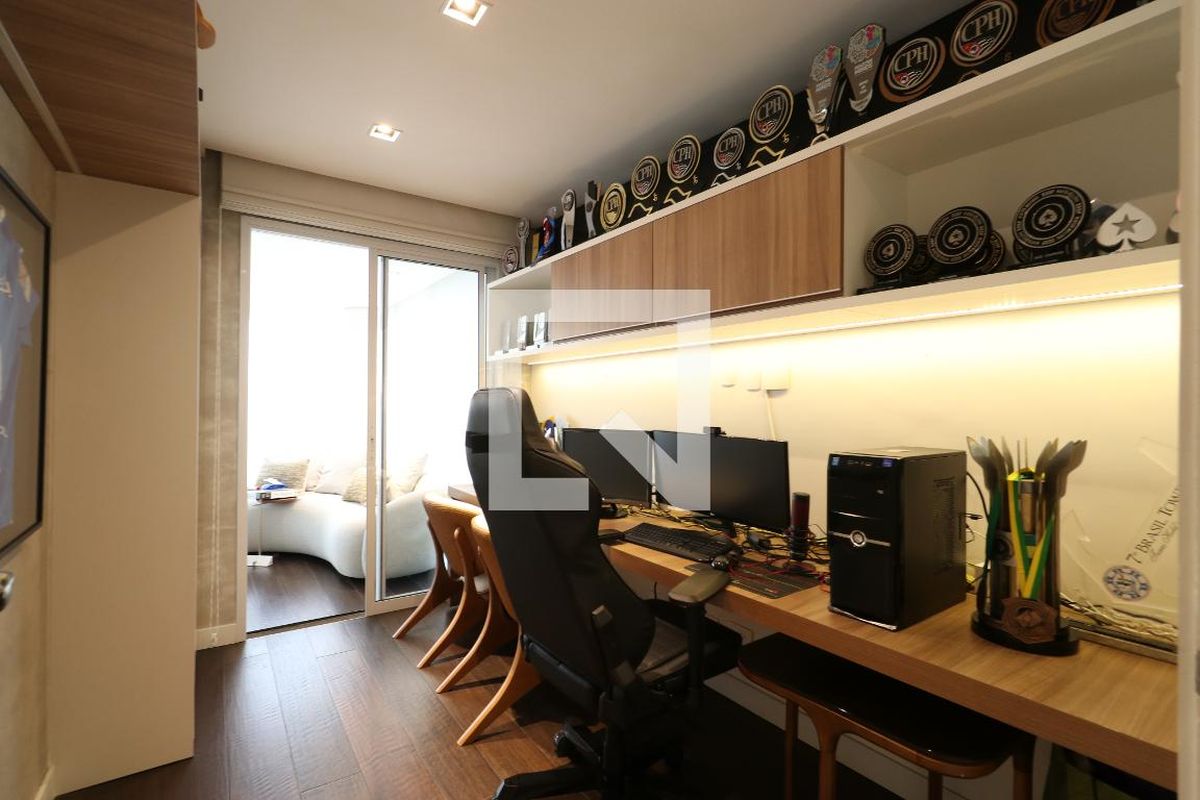 Apartamento, 3 quartos, 187 m² - Foto 13