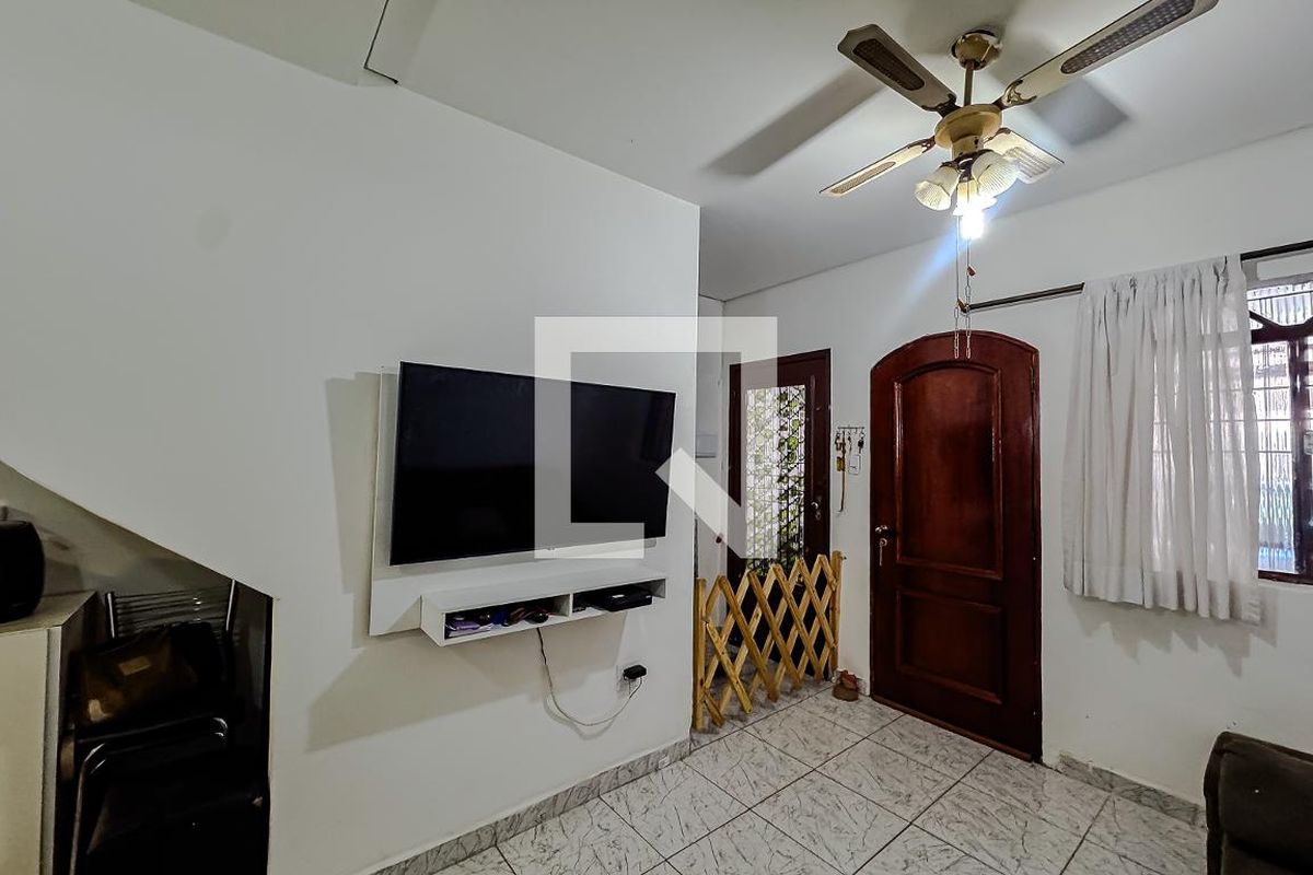 Casa, 3 quartos, 160 m² - Foto 2