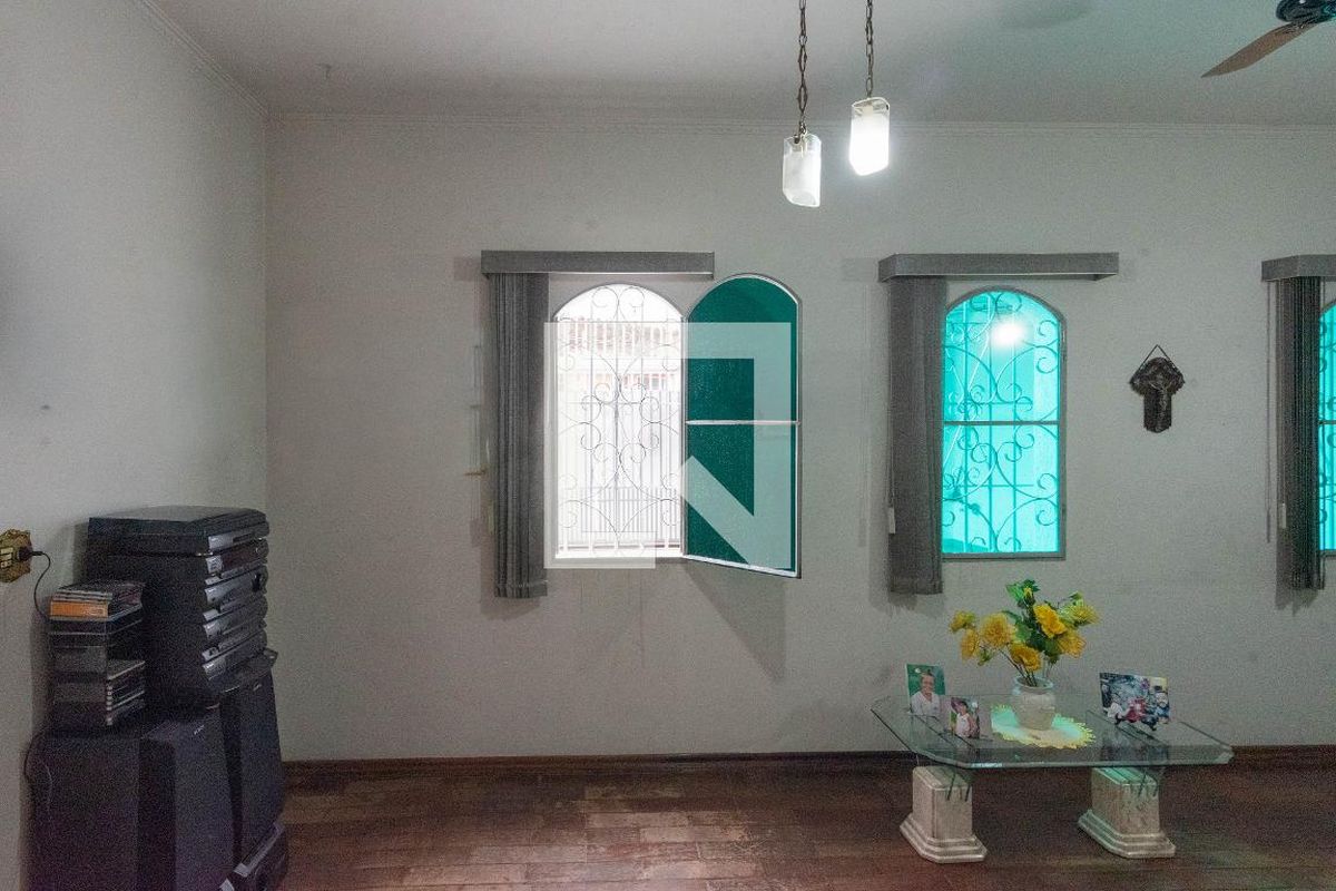 Casa à Venda - Jardim do Lago, 3 Quartos,  280 m2 em , Campinas - sp | SoloBR
