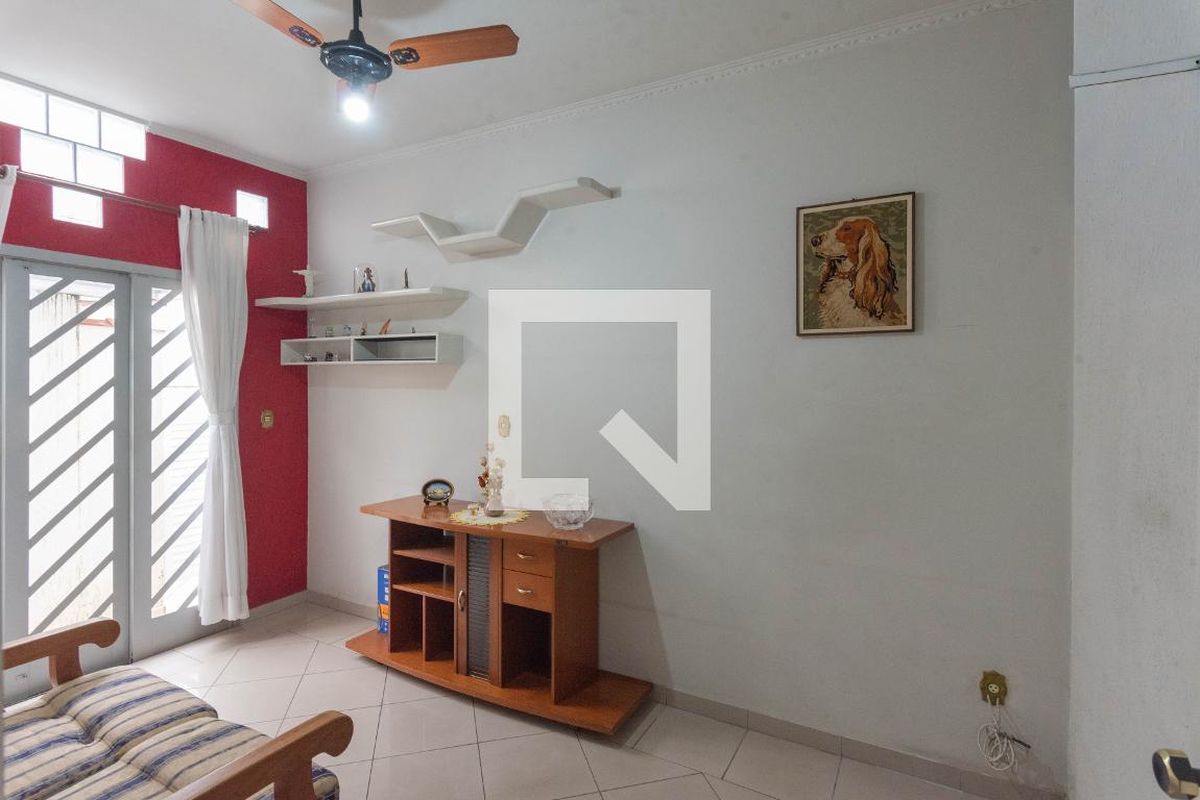 Casa à Venda - Jardim do Lago, 3 Quartos,  280 m2 em , Campinas - sp | SoloBR