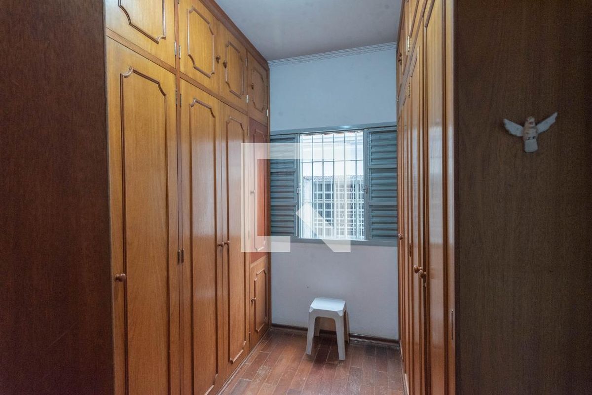 Casa à Venda - Jardim do Lago, 3 Quartos,  280 m2 em , Campinas - sp | SoloBR
