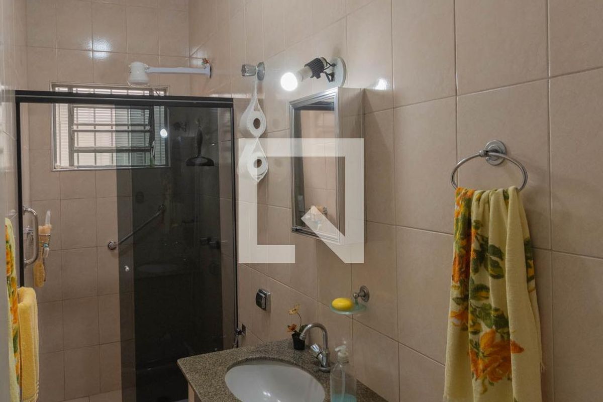 Casa à Venda - Jardim do Lago, 3 Quartos,  280 m2 em , Campinas - sp | SoloBR