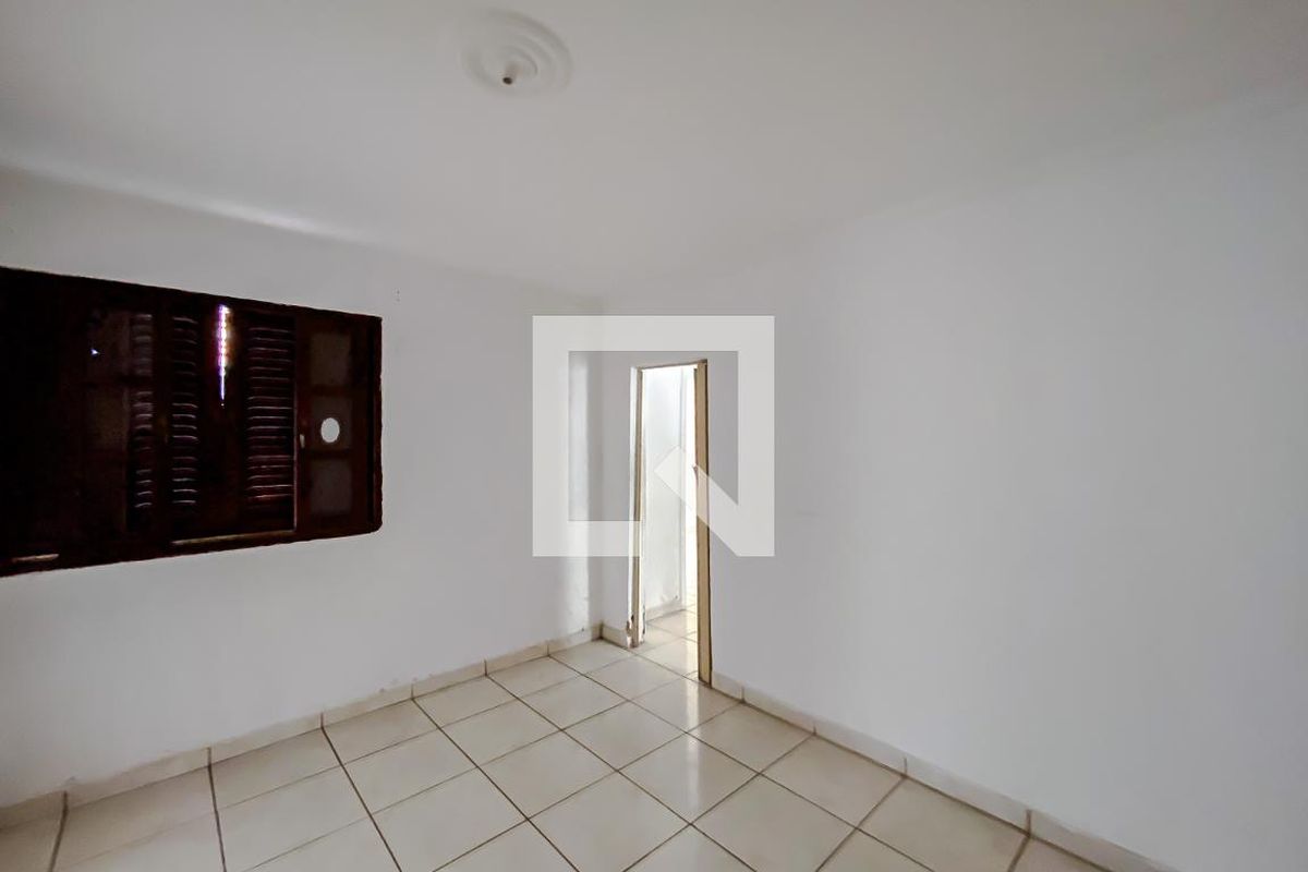 Casa, 2 quartos, 310 m² - Foto 9