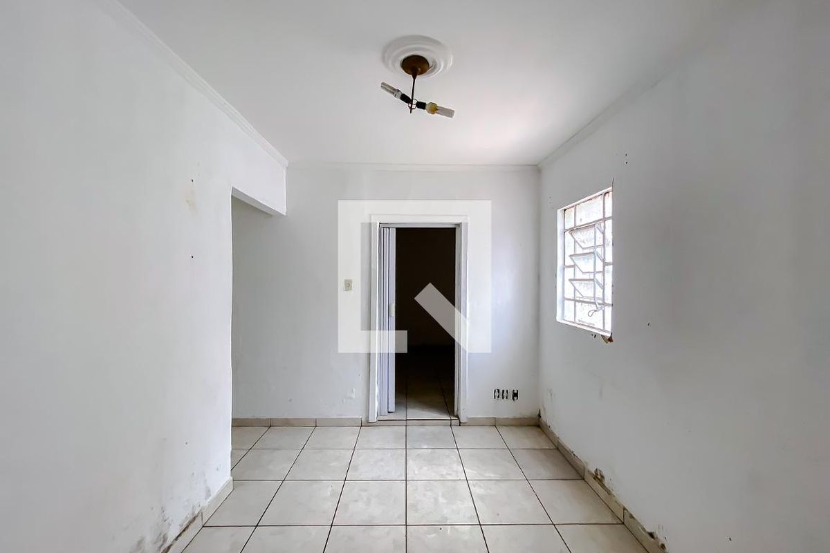 Casa, 2 quartos, 310 m² - Foto 13