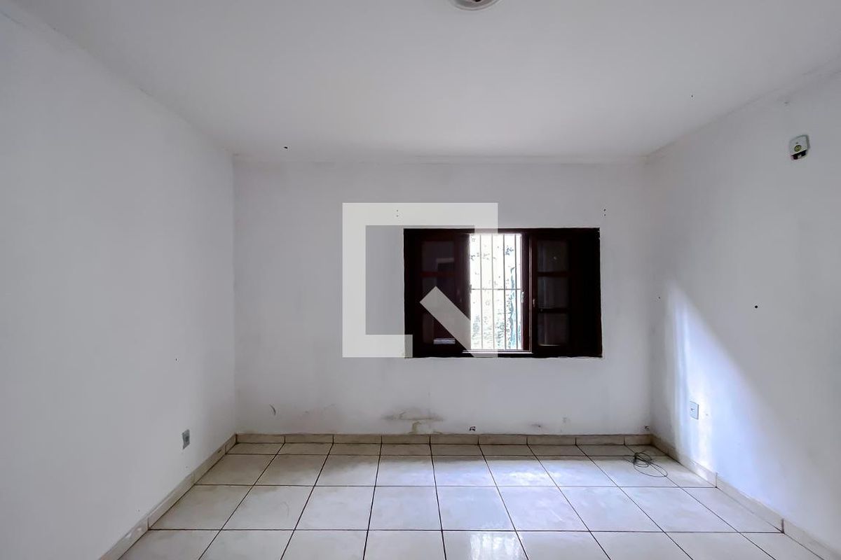 Casa, 2 quartos, 310 m² - Foto 2