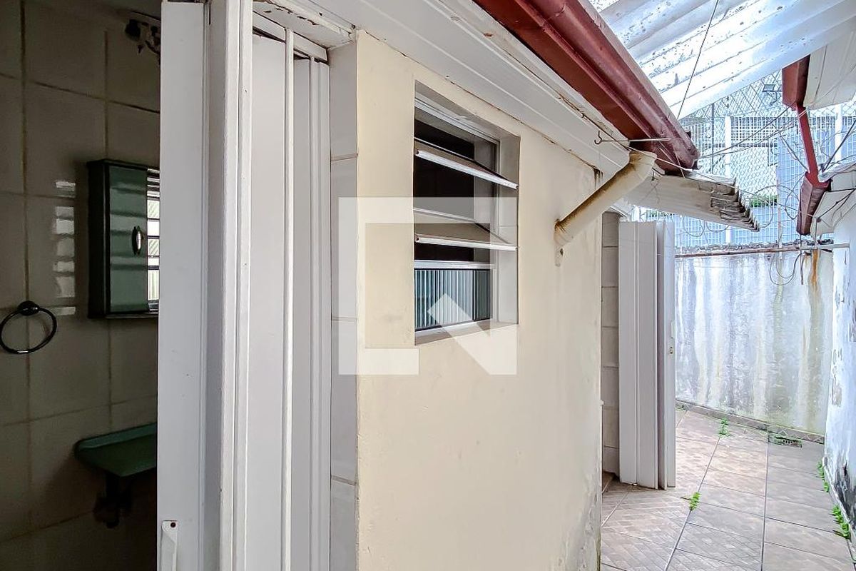 Casa, 2 quartos, 310 m² - Foto 32